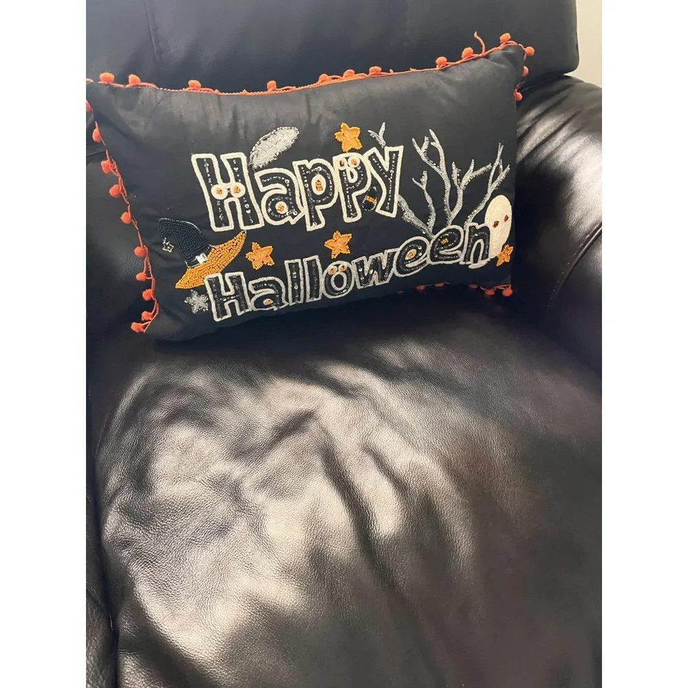 Happy Halloween Black ghost Throw pillow